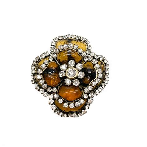 vintage chanel gripoix brooch